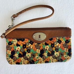Fossil Key Per Poppy Floral Zip Wristlet